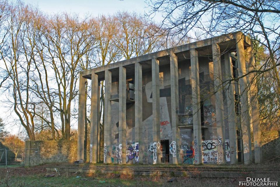 urban exploring, abandoned, open air theatre, lichtenberg, weert, netherlands