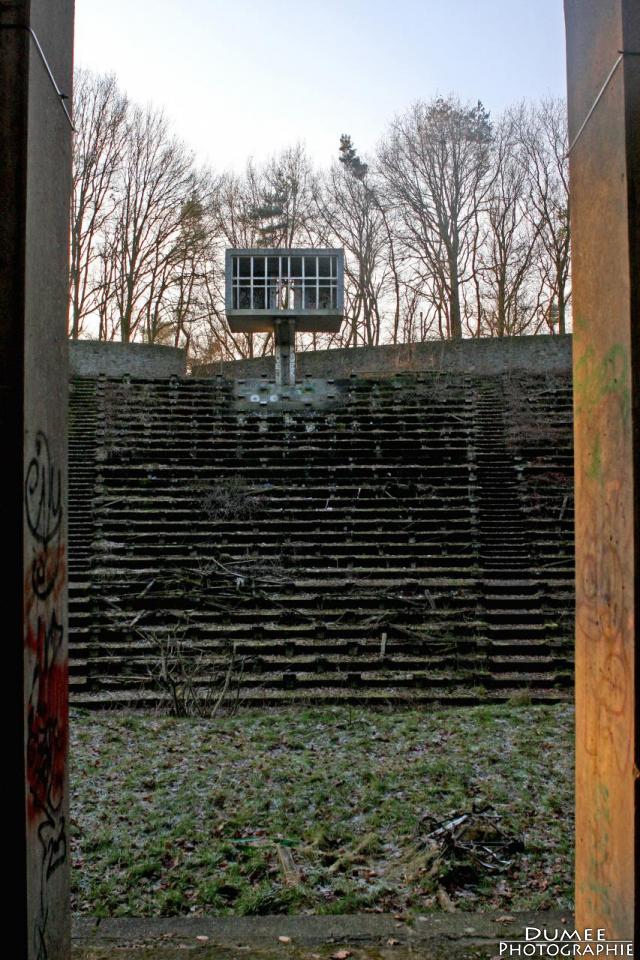 urban exploring, abandoned, open air theatre, lichtenberg, weert, netherlands